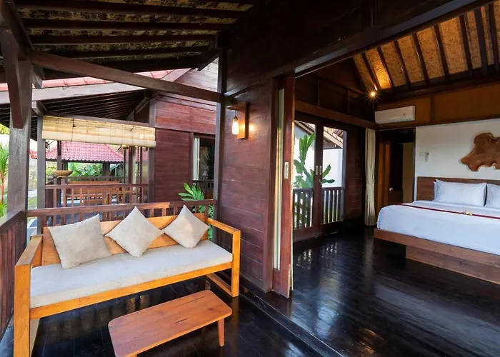 Lodge Amanuba Ersadeva *
