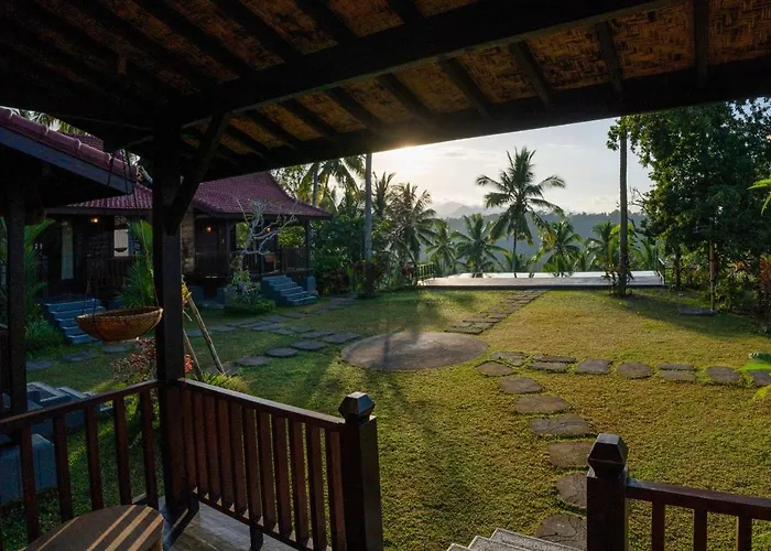 Lodge Amanuba Ersadeva *